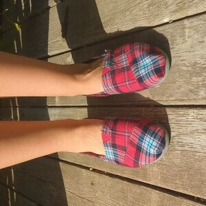 Plaid Toms